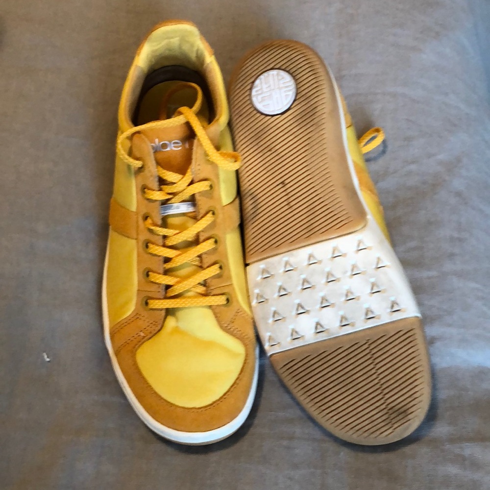 Plae women’s Prospect Yellow shoes, worn once